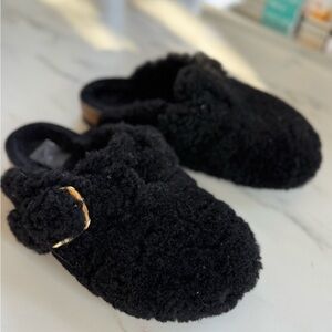 Fuzzy shearling clogs by Birkenstock 37 N
